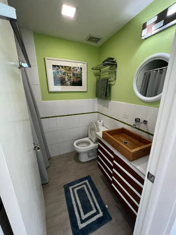 Sunny Villa In The Marina - Excellent Water Views Jolly Harbour 앤티가 바부다
